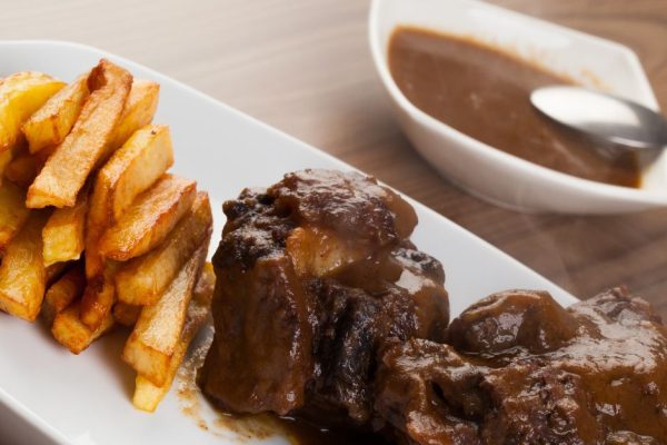 Degusta los mejores platos con carne de toro